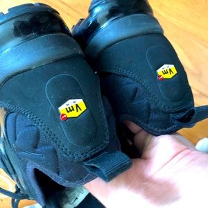 Nike mens vapor max size 9.5
